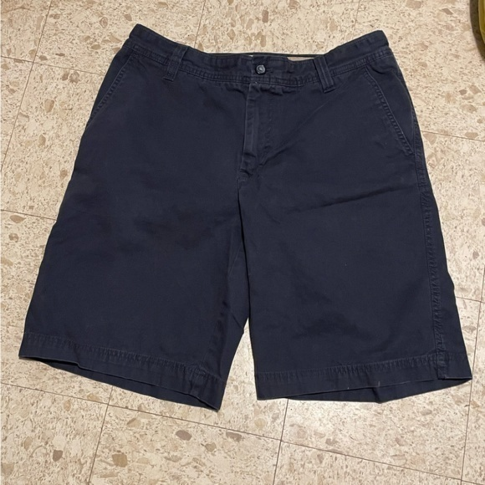 IZOD saltwater shorts size mens 32‎